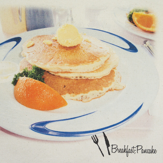 コットン製オリジナルバッグのインクジェット印刷部分を拡大した様子