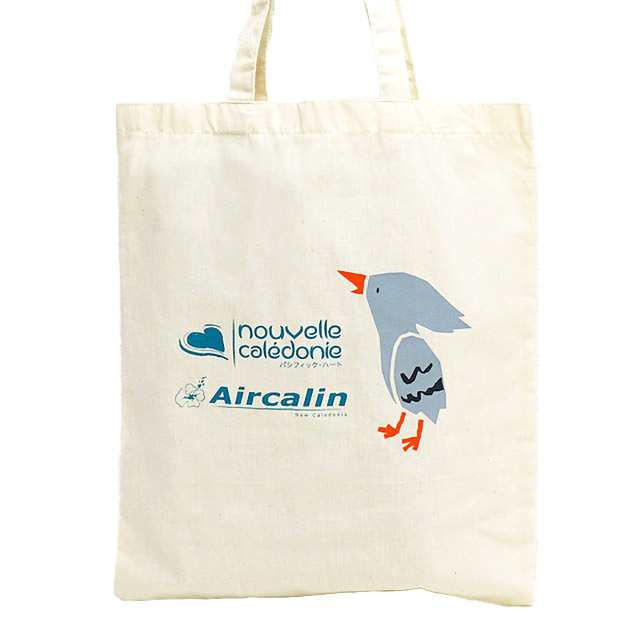 コットン製オリジナルバッグの4色シルク印刷部分を拡大した様子